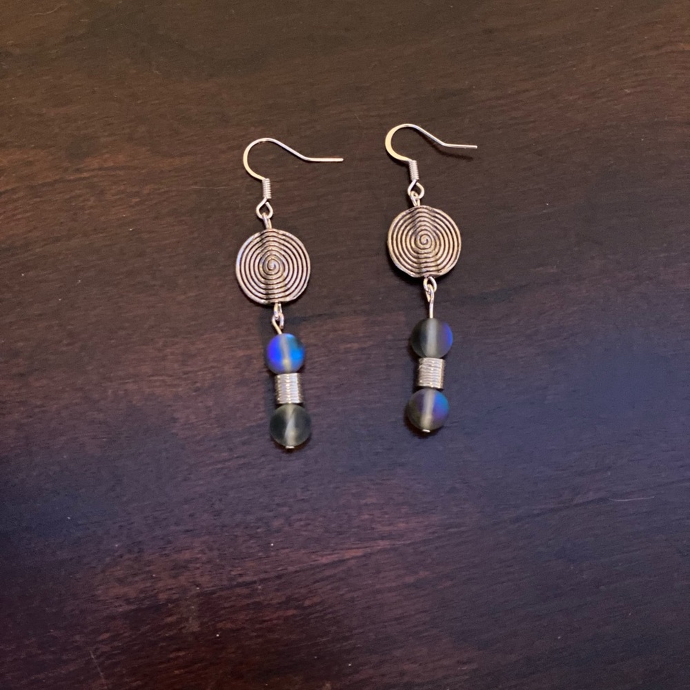 Spiral Silver and Blue Beaded Earrings - Picture 2 of 3